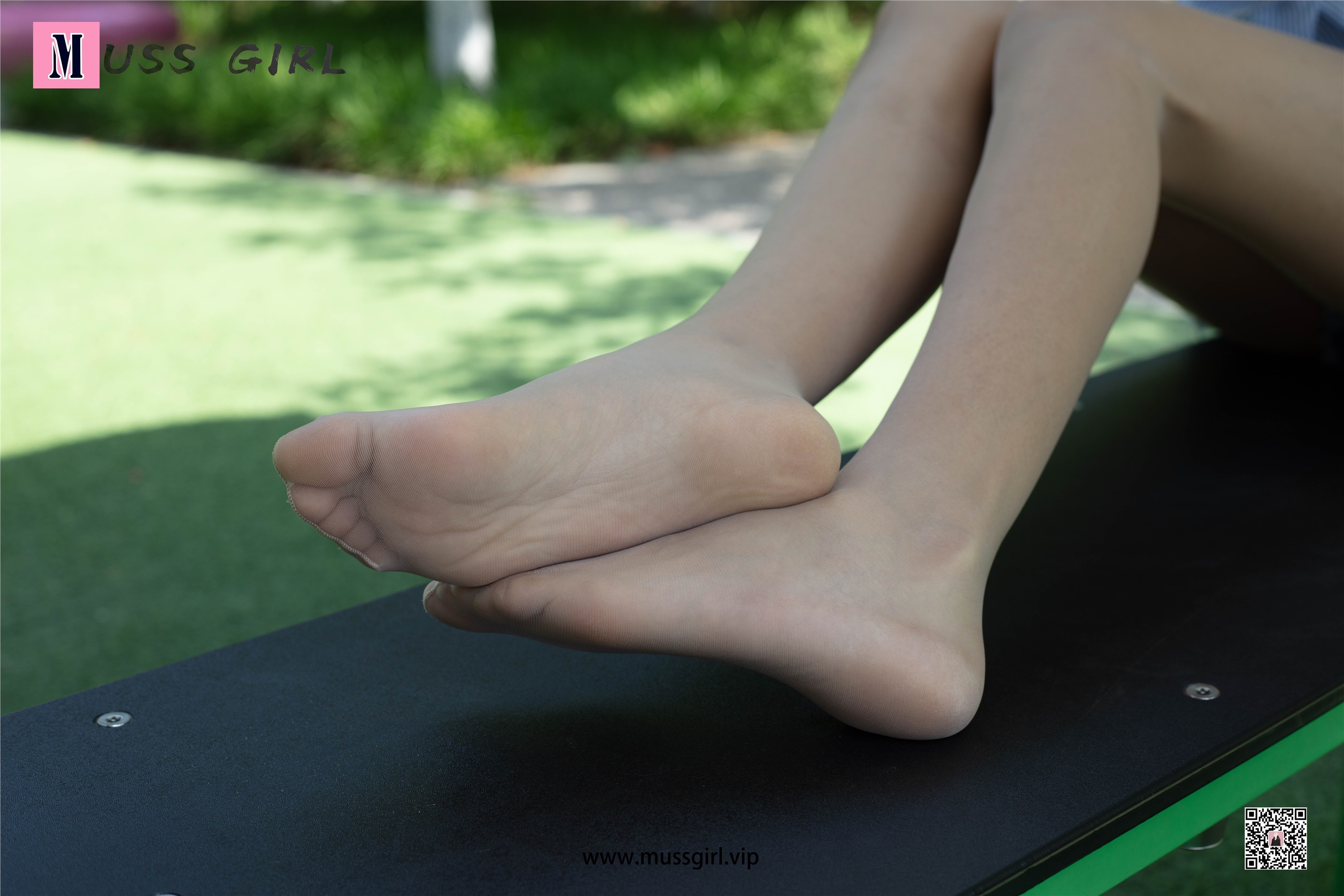 MussGirl慕丝女郎  NO.212 牛仔热裤肉丝美女2